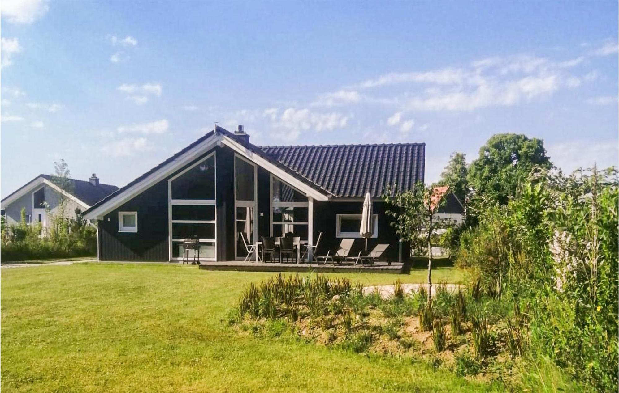 3 Bedroom Stunning Home In Krems Ii-Warderbrueck Gols Экстерьер фото